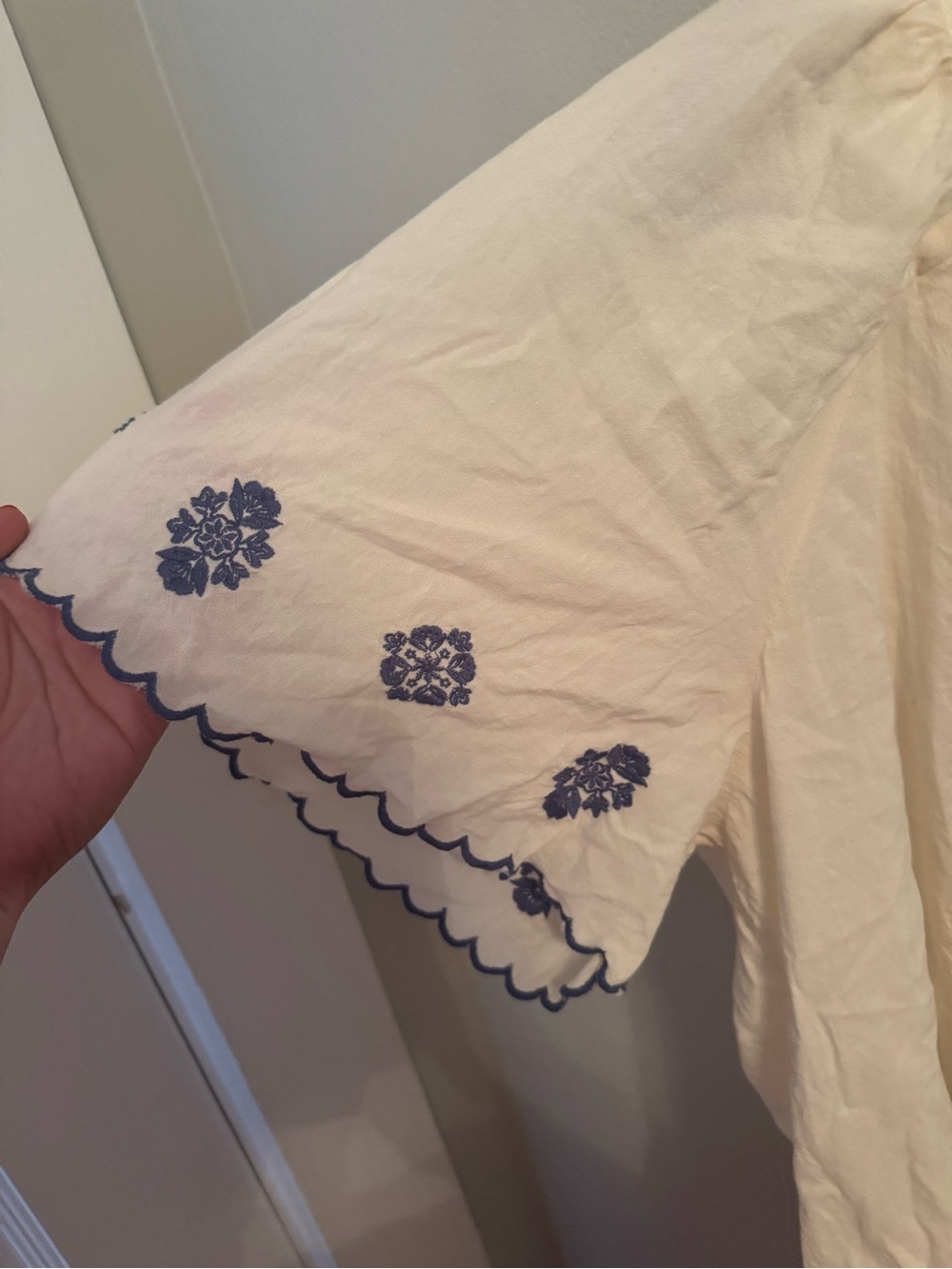 Old Navy Cream Peasant Blouse with Navy Embroidery - Picture 4 of 6
